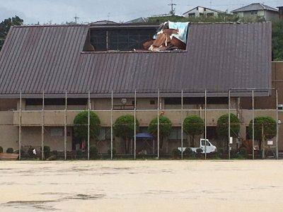 台風21号被害 市立体育館